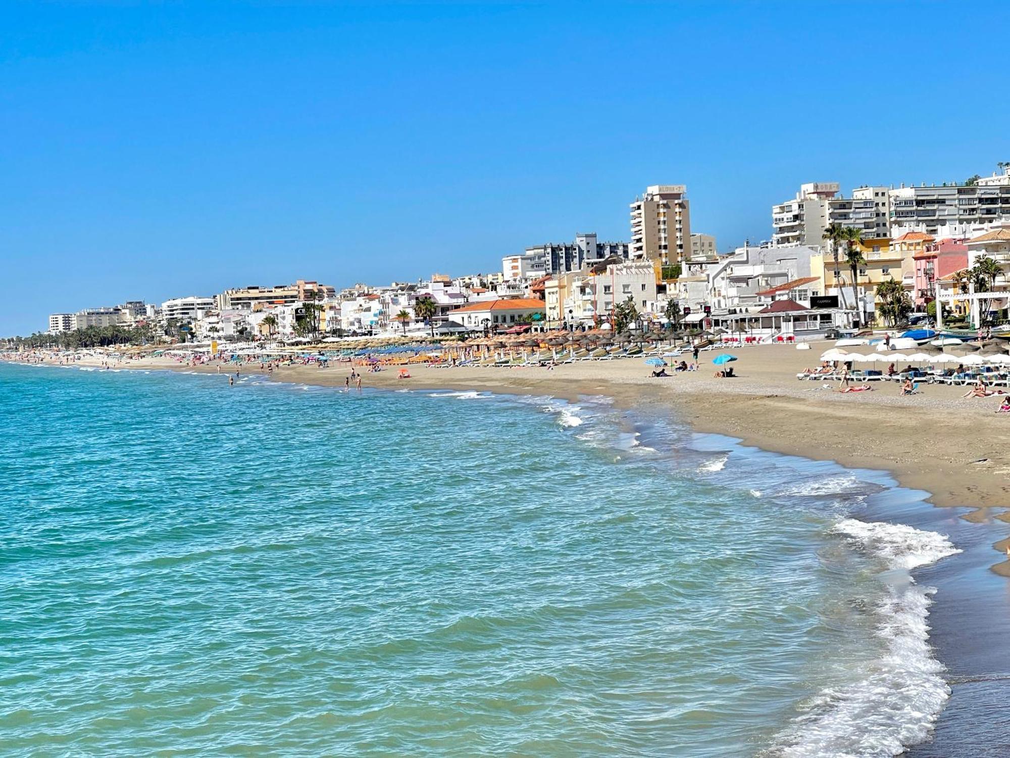 Gorgeous Apartment At The Sea In La Carihuela! Torremolinos Extérieur photo
