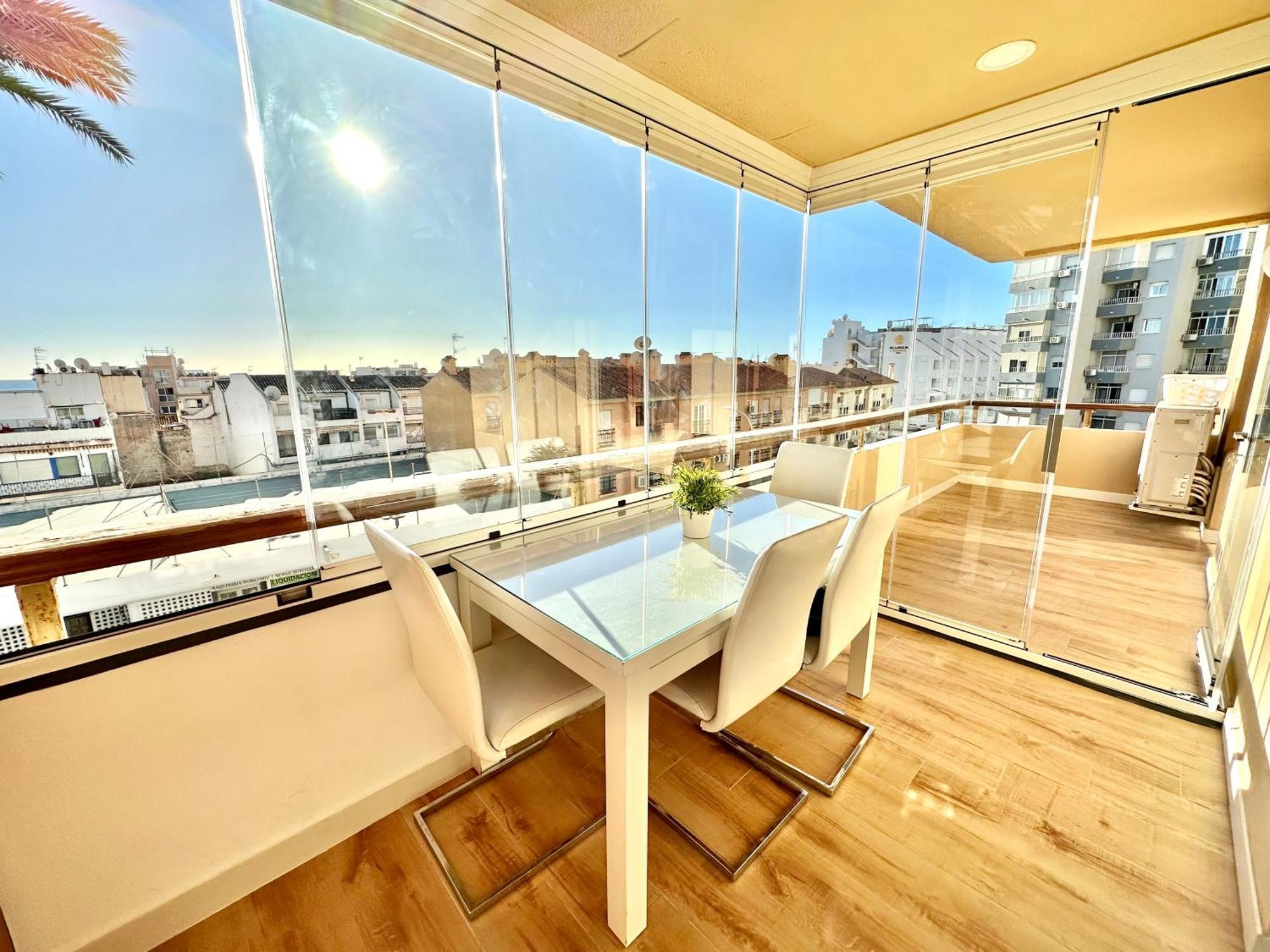 Gorgeous Apartment At The Sea In La Carihuela! Torremolinos Extérieur photo