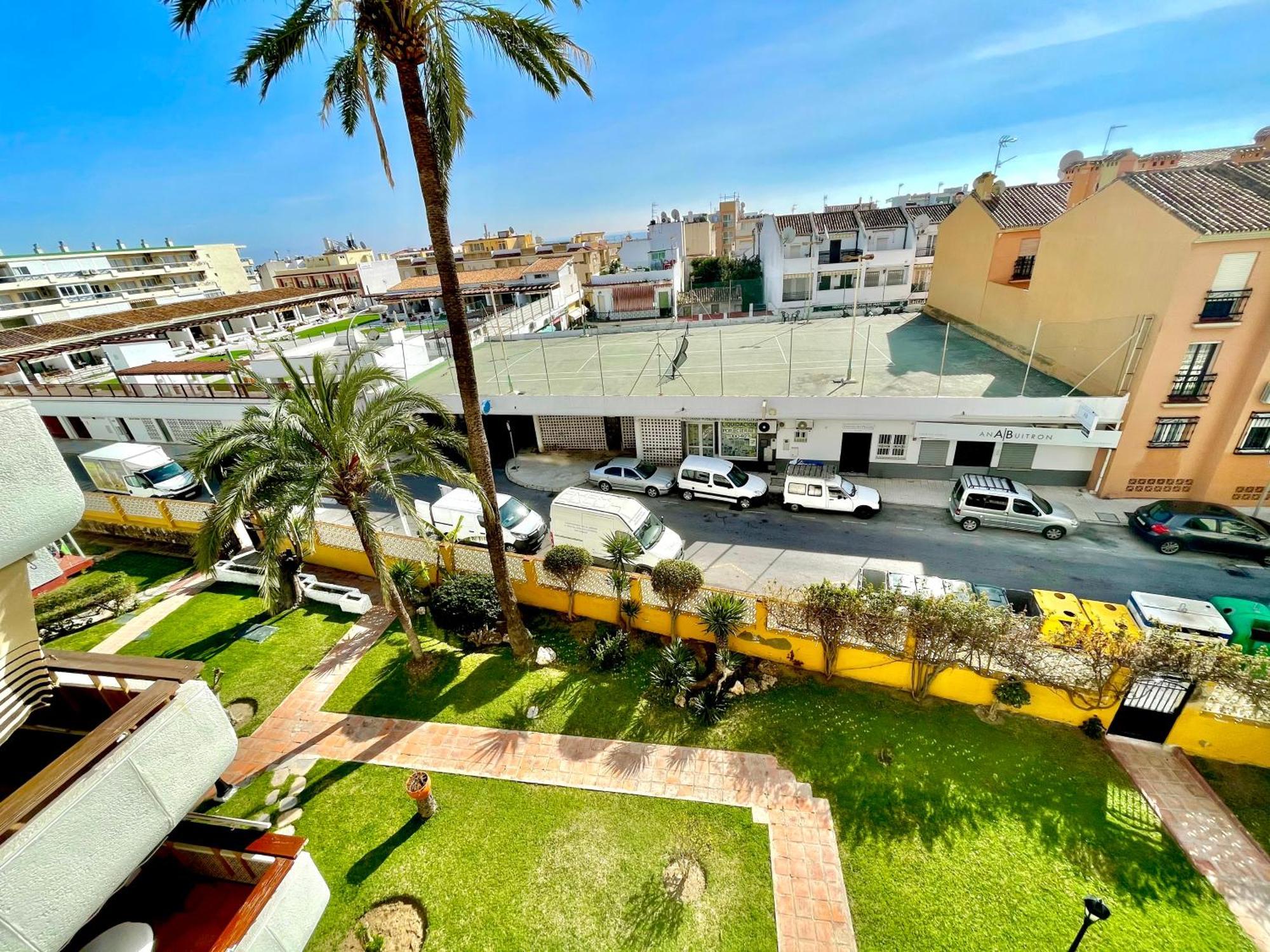 Gorgeous Apartment At The Sea In La Carihuela! Torremolinos Extérieur photo