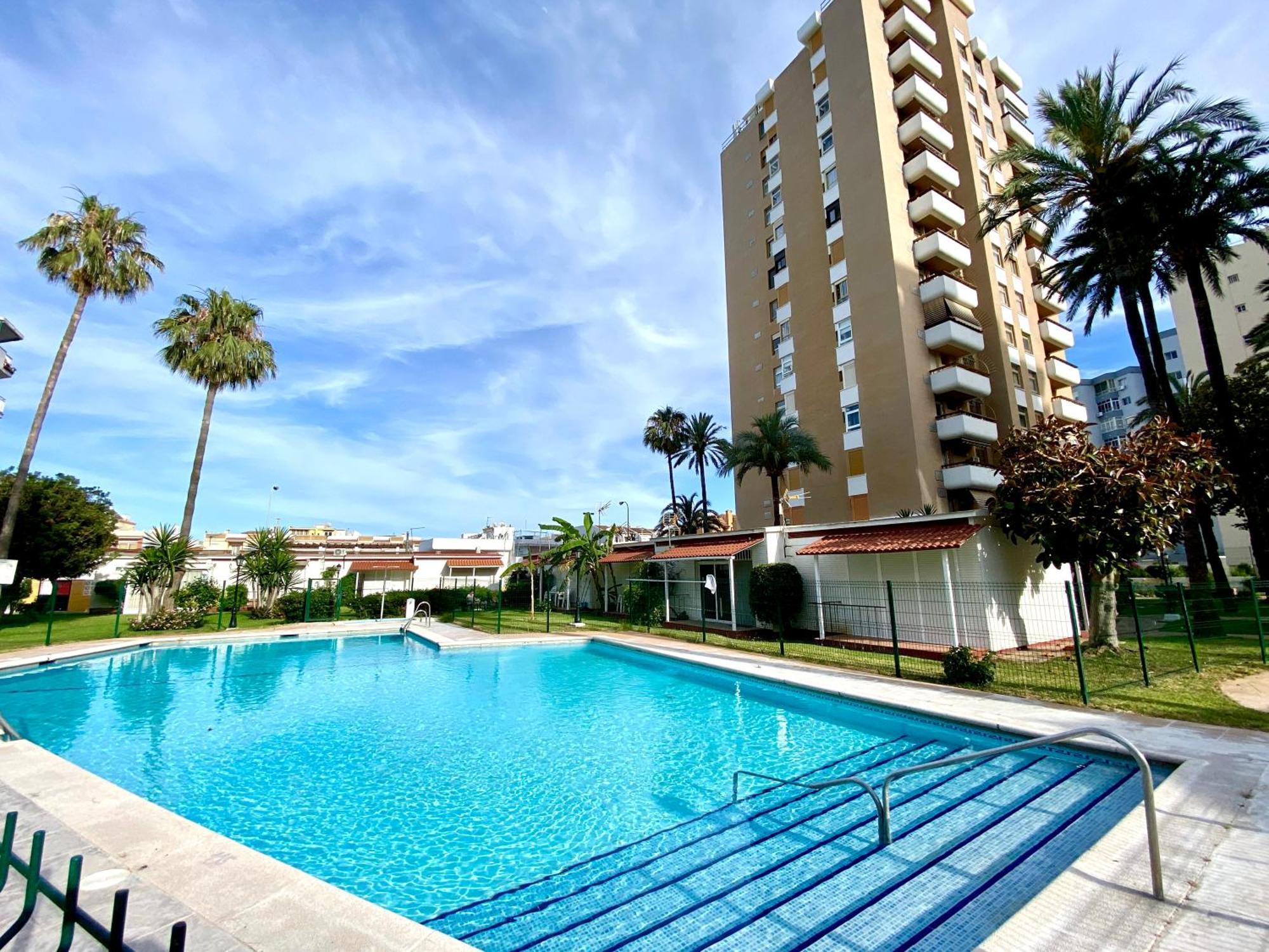 Gorgeous Apartment At The Sea In La Carihuela! Torremolinos Extérieur photo